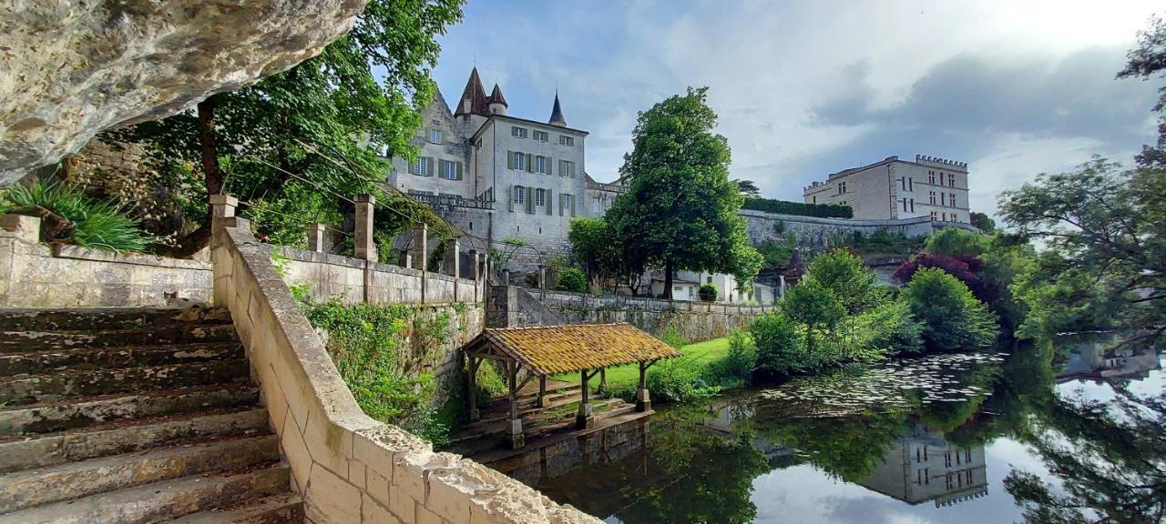 Chateau Des Senechaux, Bourdeilles 외부 사진